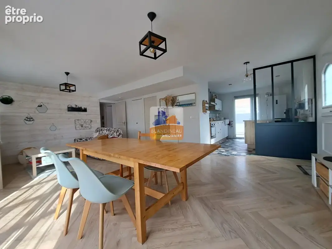 BRAINS Maison  4 CHAMBRES  92 m2  et 101 m² au sol - photo 4