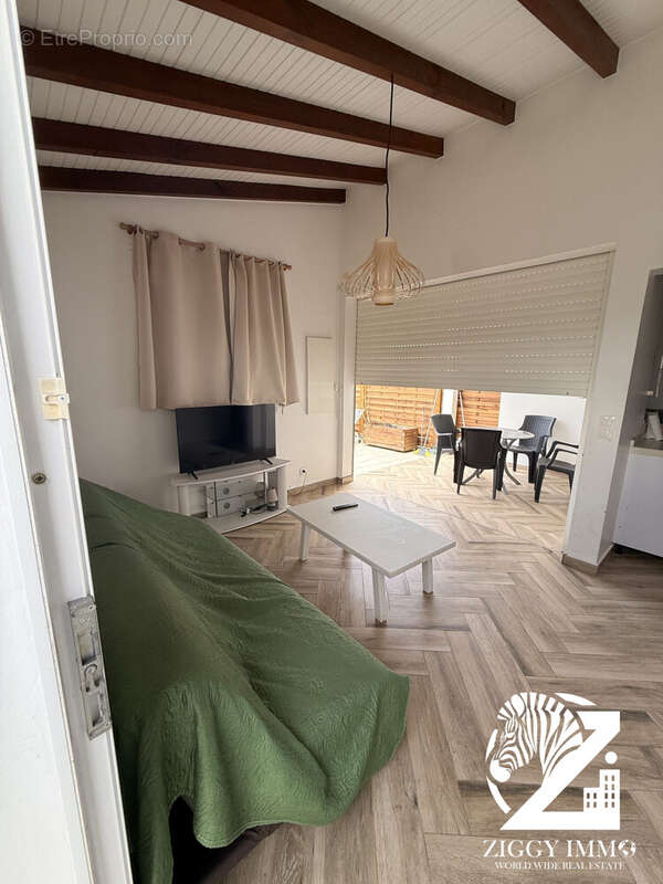 Maison 162 m² à Saint-Francois  - photo 3