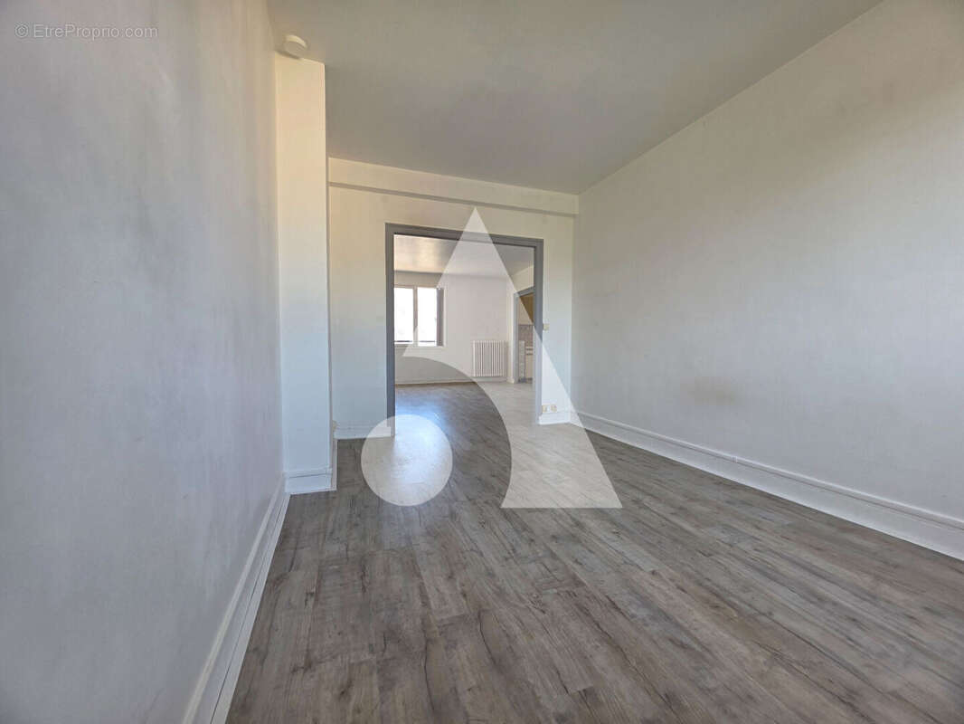 Appartement à JOINVILLE-LE-PONT