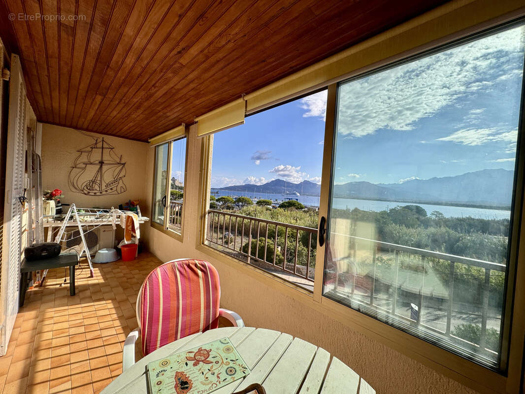 Appartement à CALVI