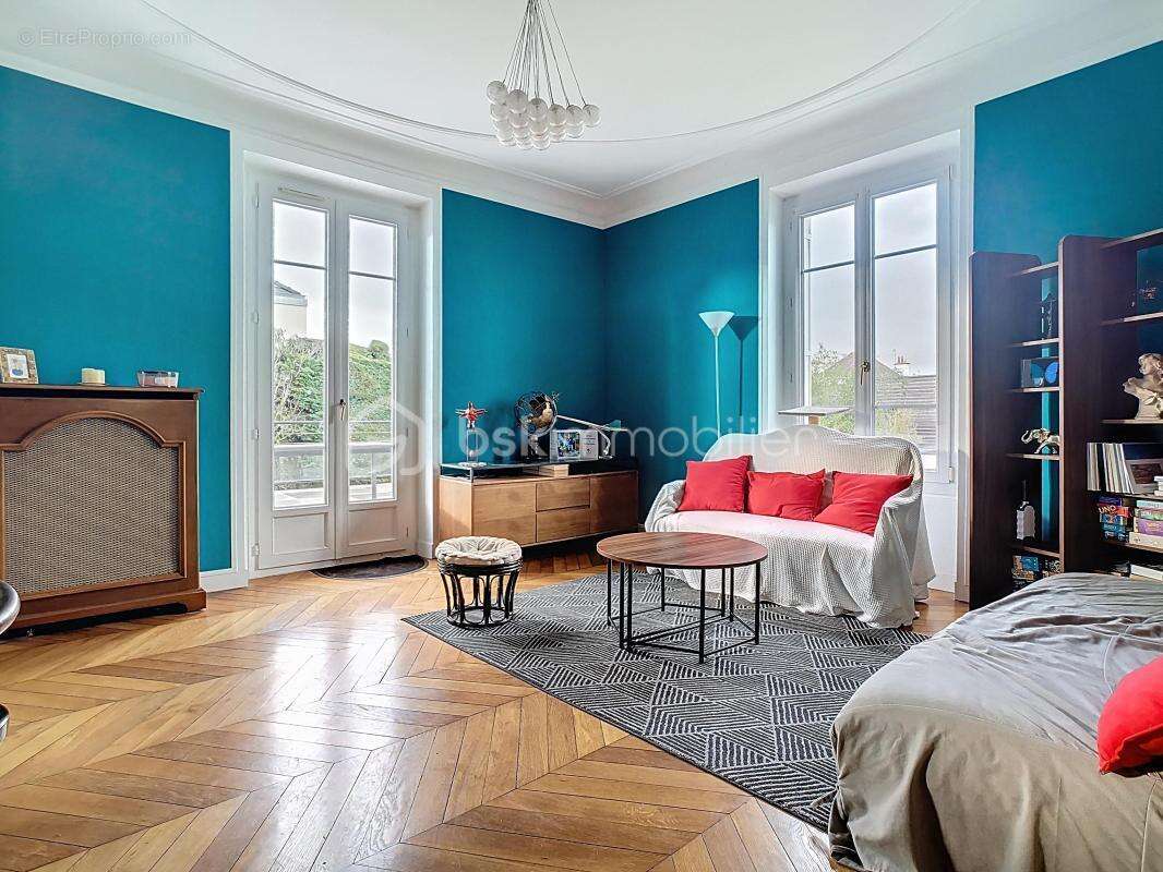 Maison à LAGNY-SUR-MARNE