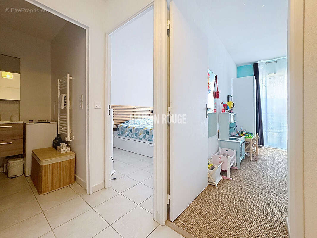 Appartement Roquebrune Sur Argens 3 pièce(s) 57.01 m2 - photo 8