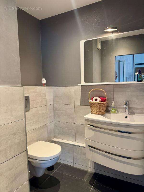 Appartement à MANDELIEU-LA-NAPOULE