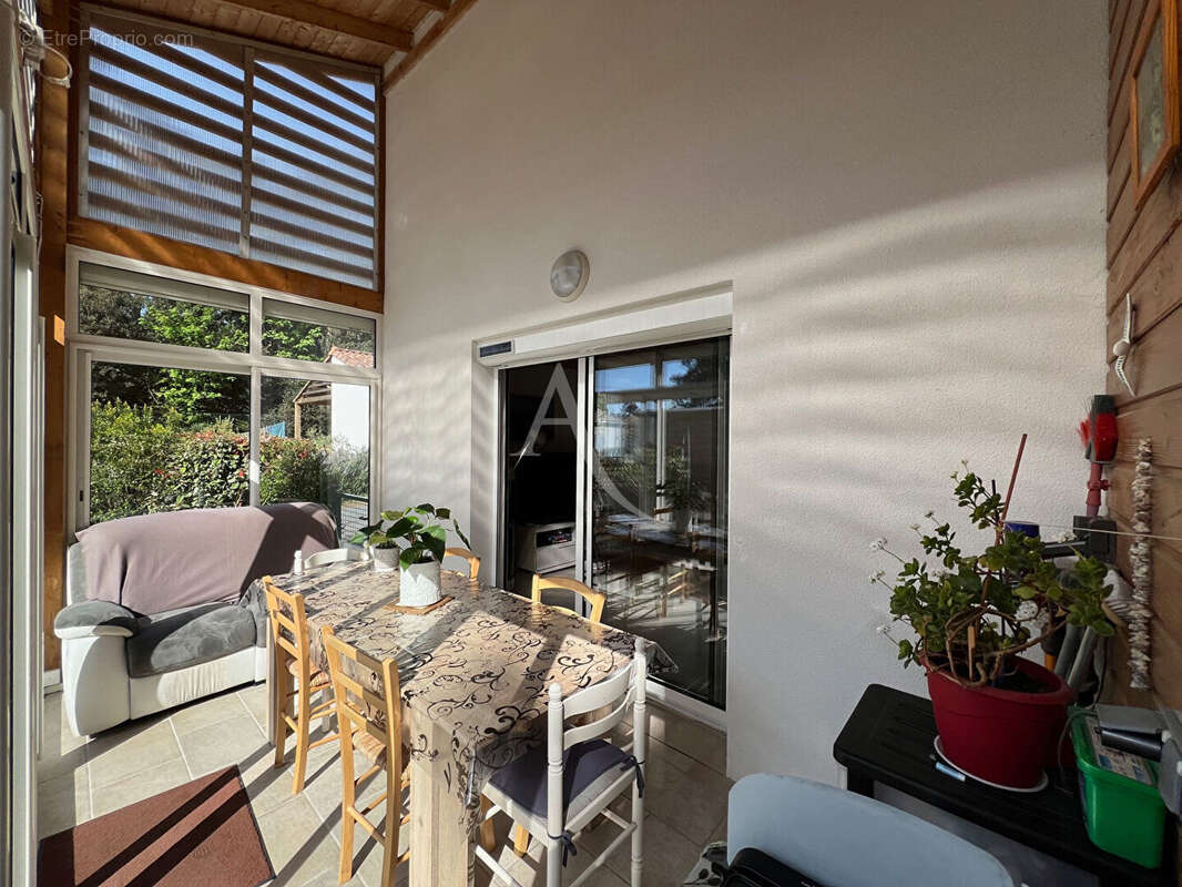 Maison à LONGEVILLE-SUR-MER