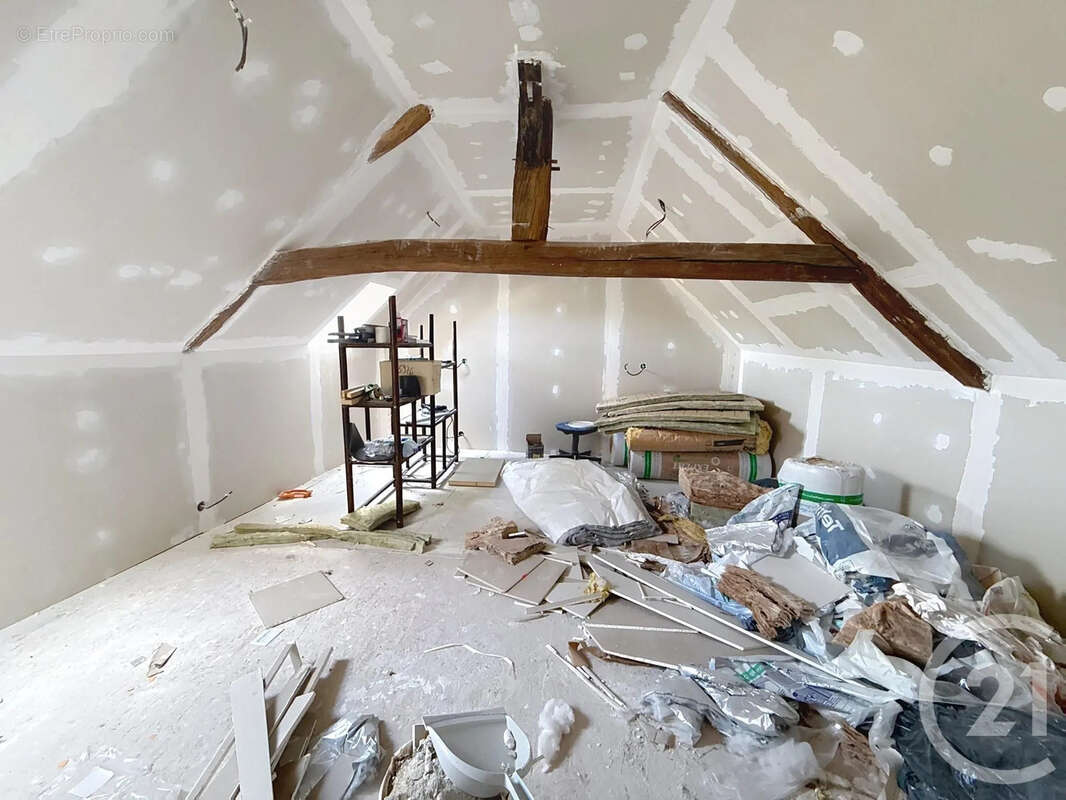 Maison à MAUREGNY-EN-HAYE