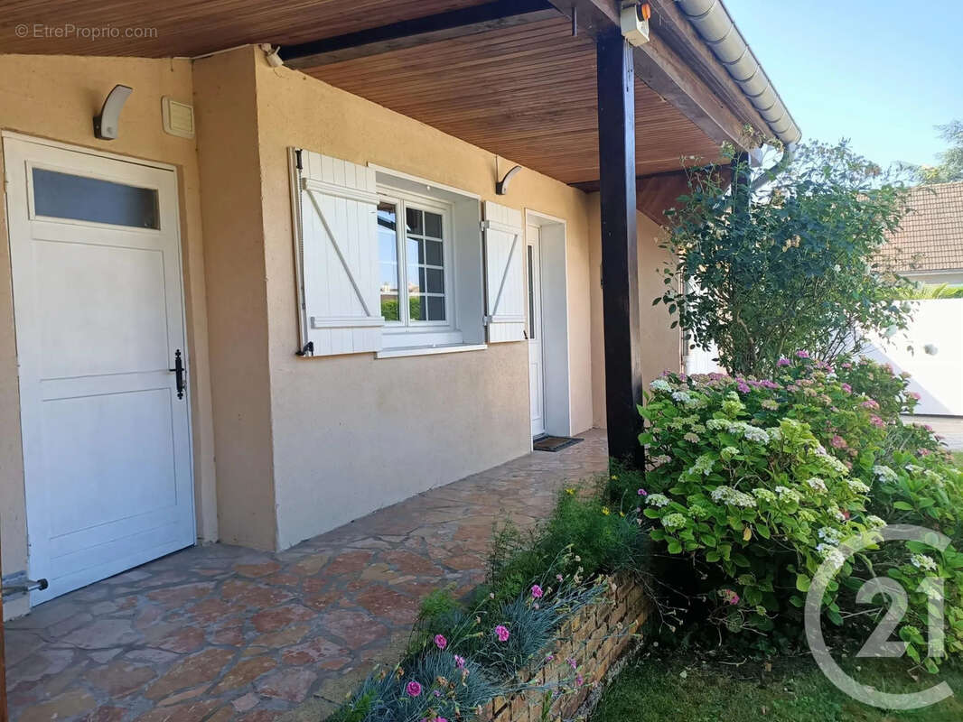 Maison à MOUSSY-LE-VIEUX