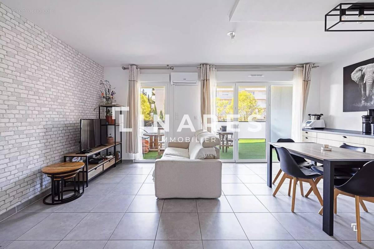 Appartement à MARSEILLE-12E