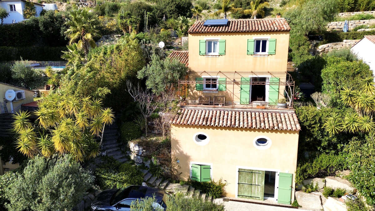 Maison à PLAN-DE-LA-TOUR