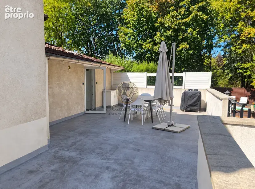 Maison coup de cœur de 88 m2avec terrasse, jardin arboré et piscine - photo 17