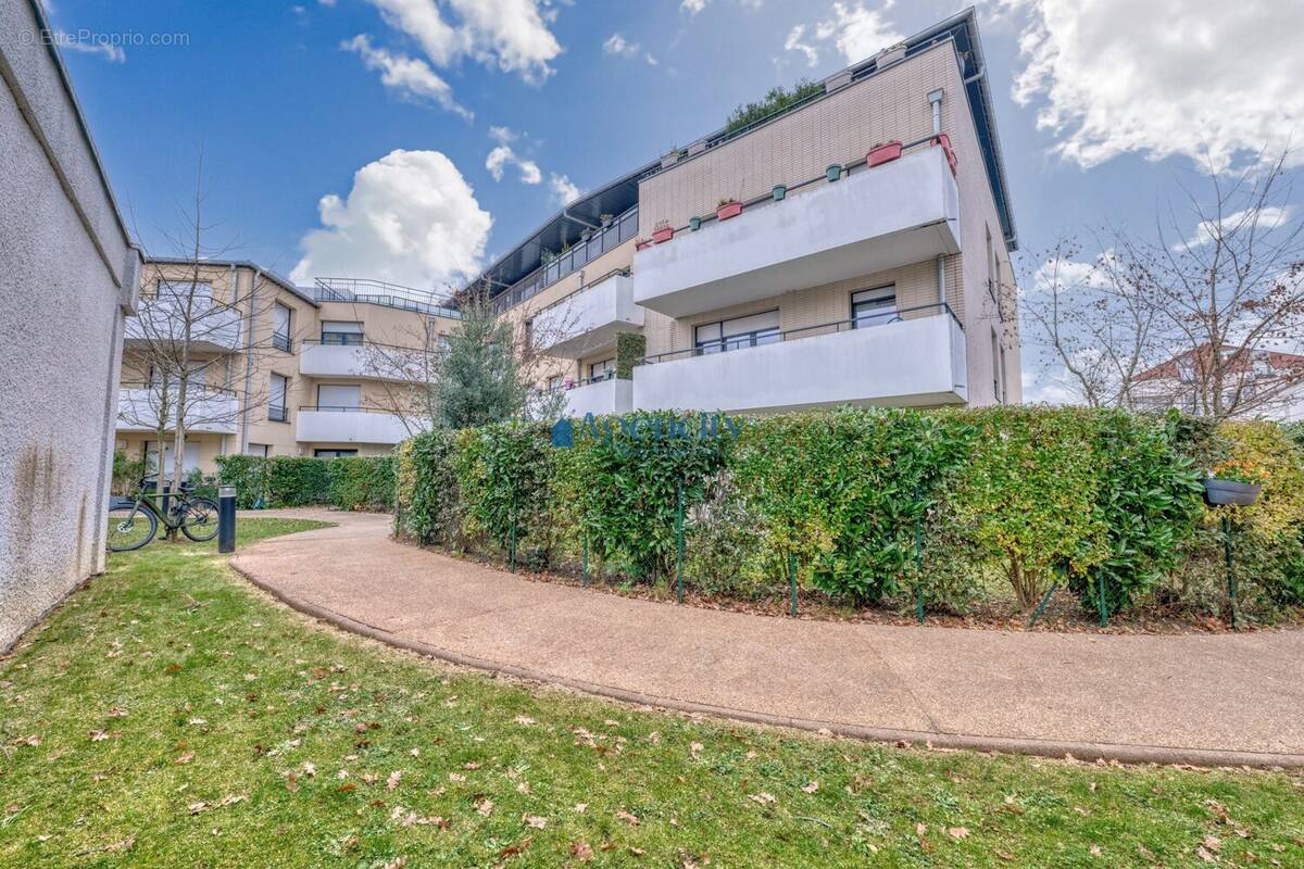 Appartement à LIVRY-GARGAN