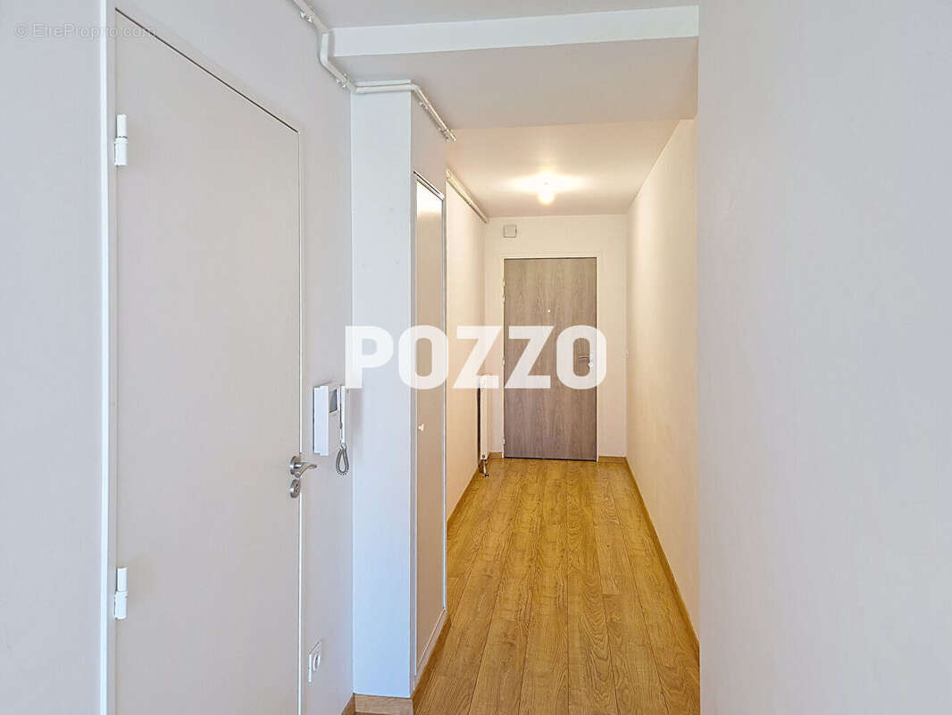 Appartement à FLEURY-SUR-ORNE