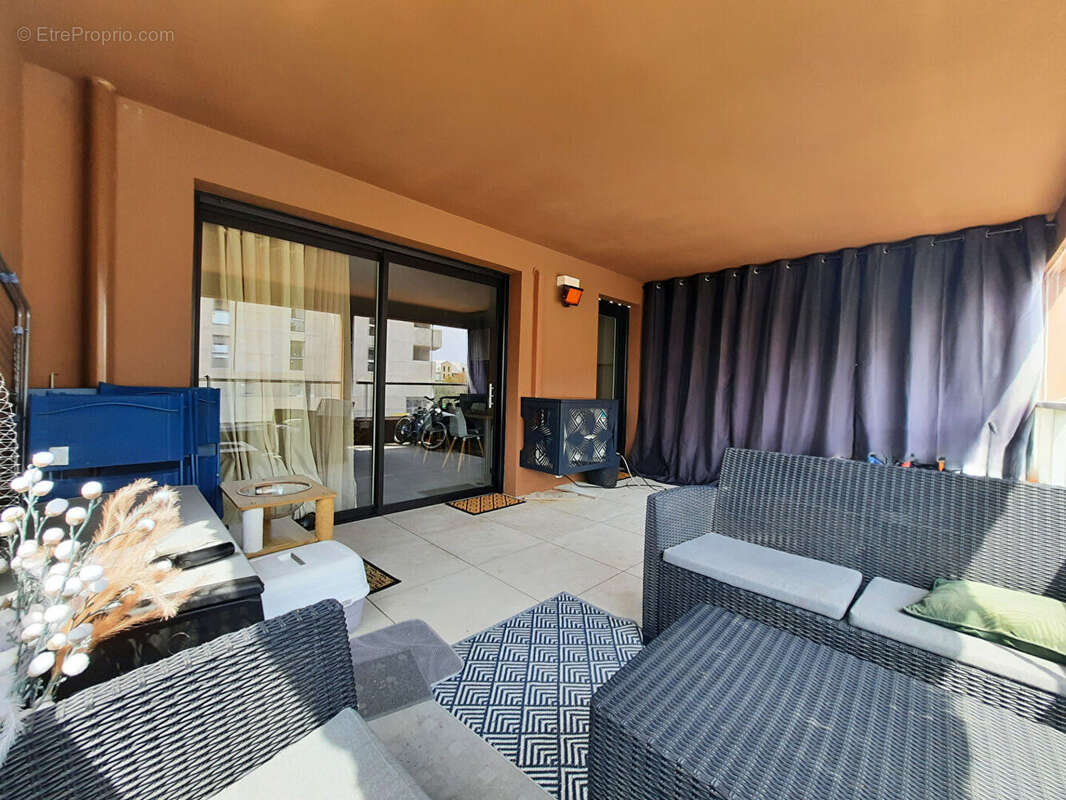 Appartement à SAINT-JEAN-DE-VEDAS