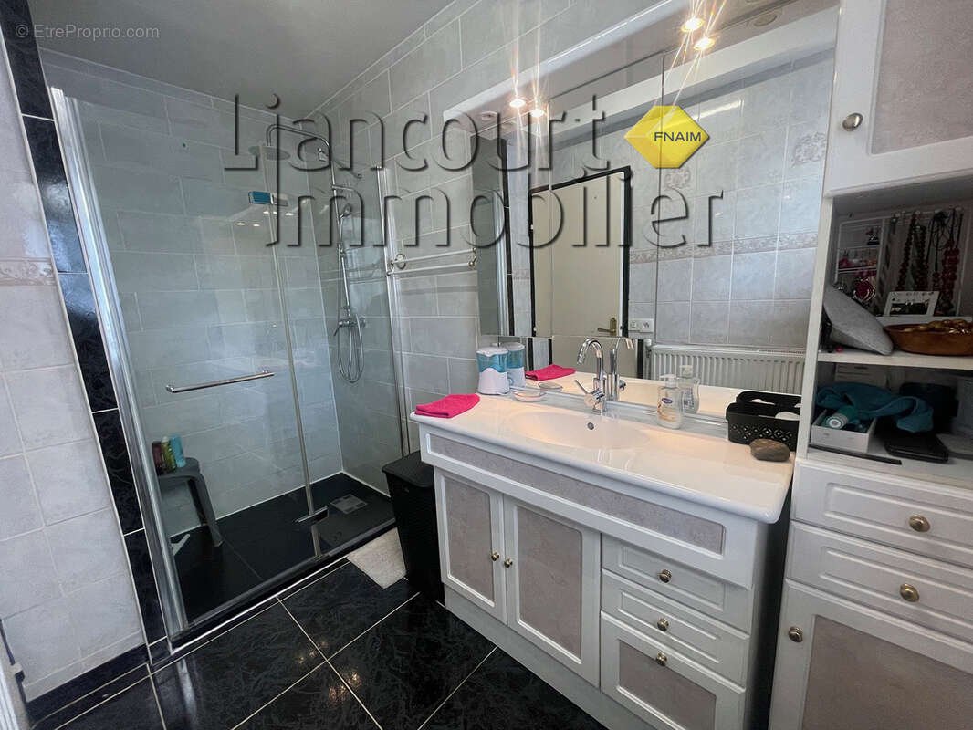 Maison à NOGENT-SUR-OISE