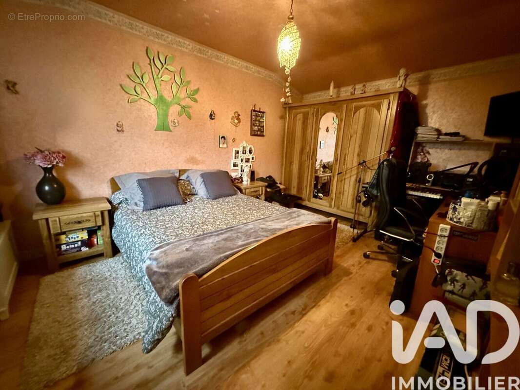 Photo 5 - Maison à LIVRY-GARGAN