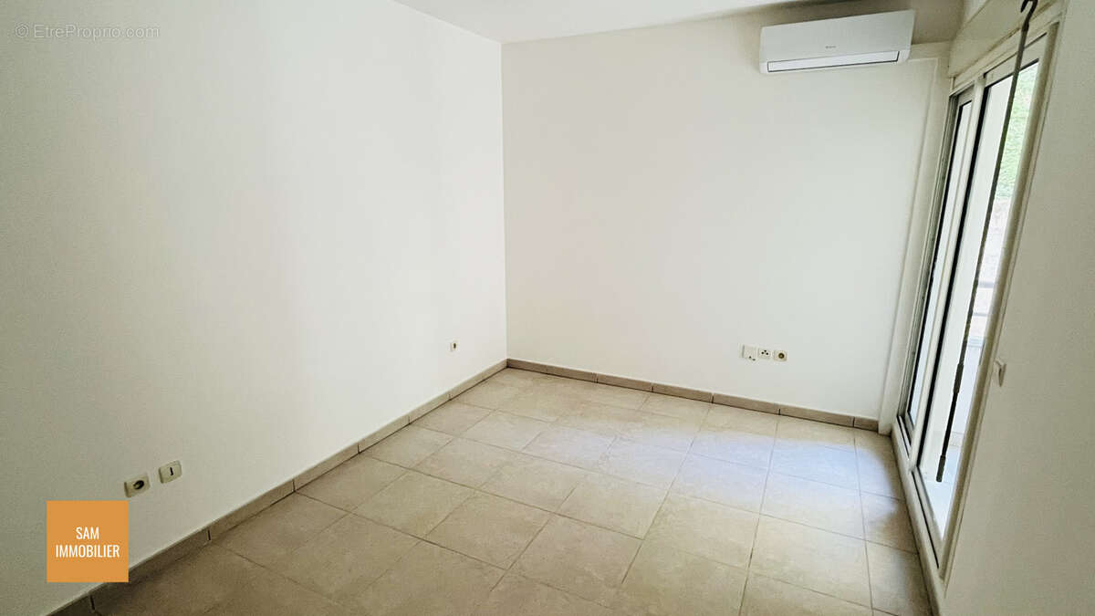 Appartement T2 44m2 Saint-Denis Bas de la Rivière - photo 7