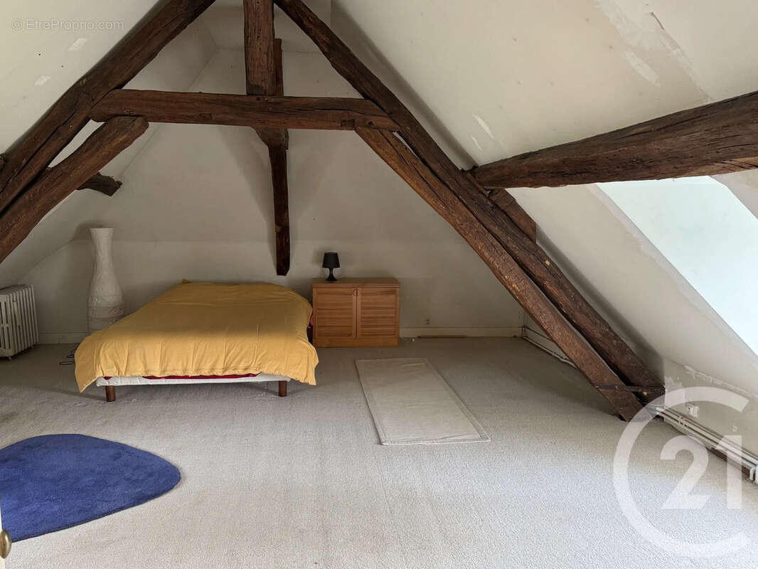 Maison à COSNE-COURS-SUR-LOIRE