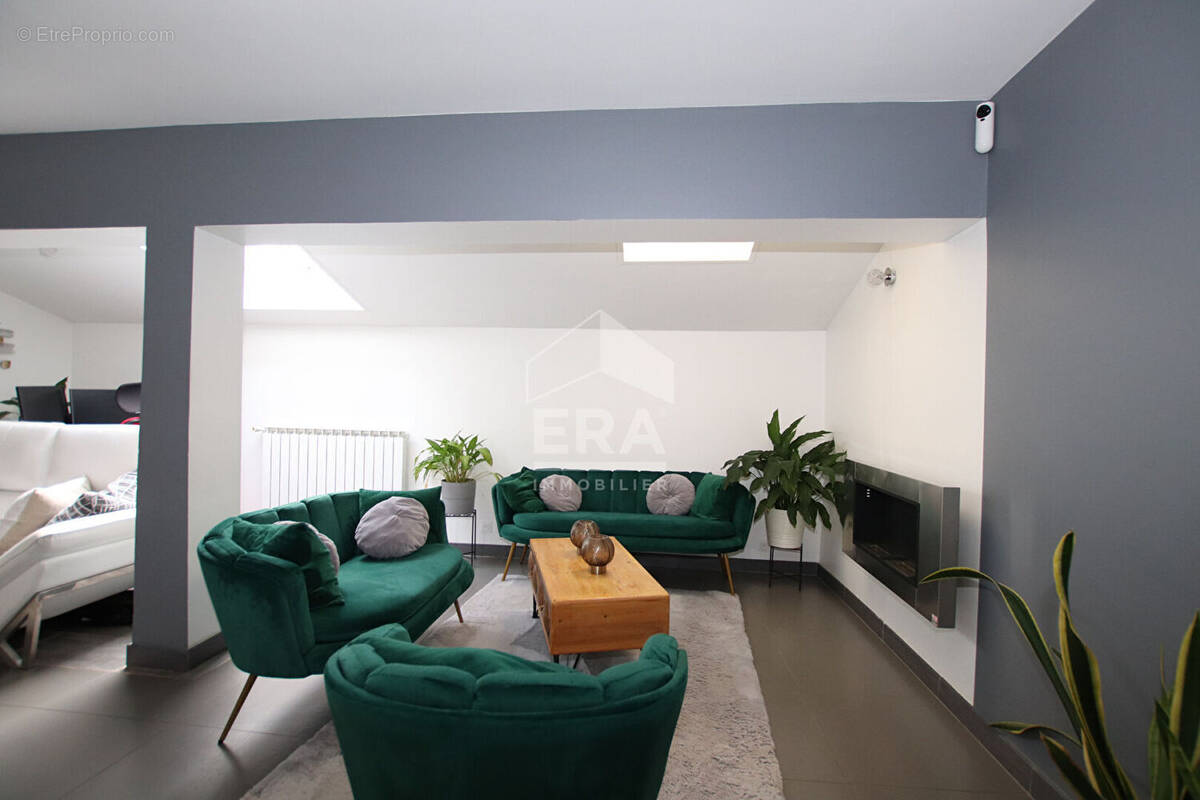 Maison à VILLIERS-SUR-MARNE