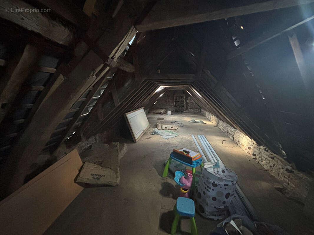 Maison à SAINS-RICHAUMONT