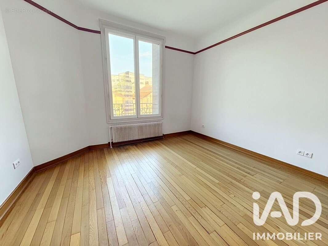 Maison 142 m² à Orly  - photo 9
