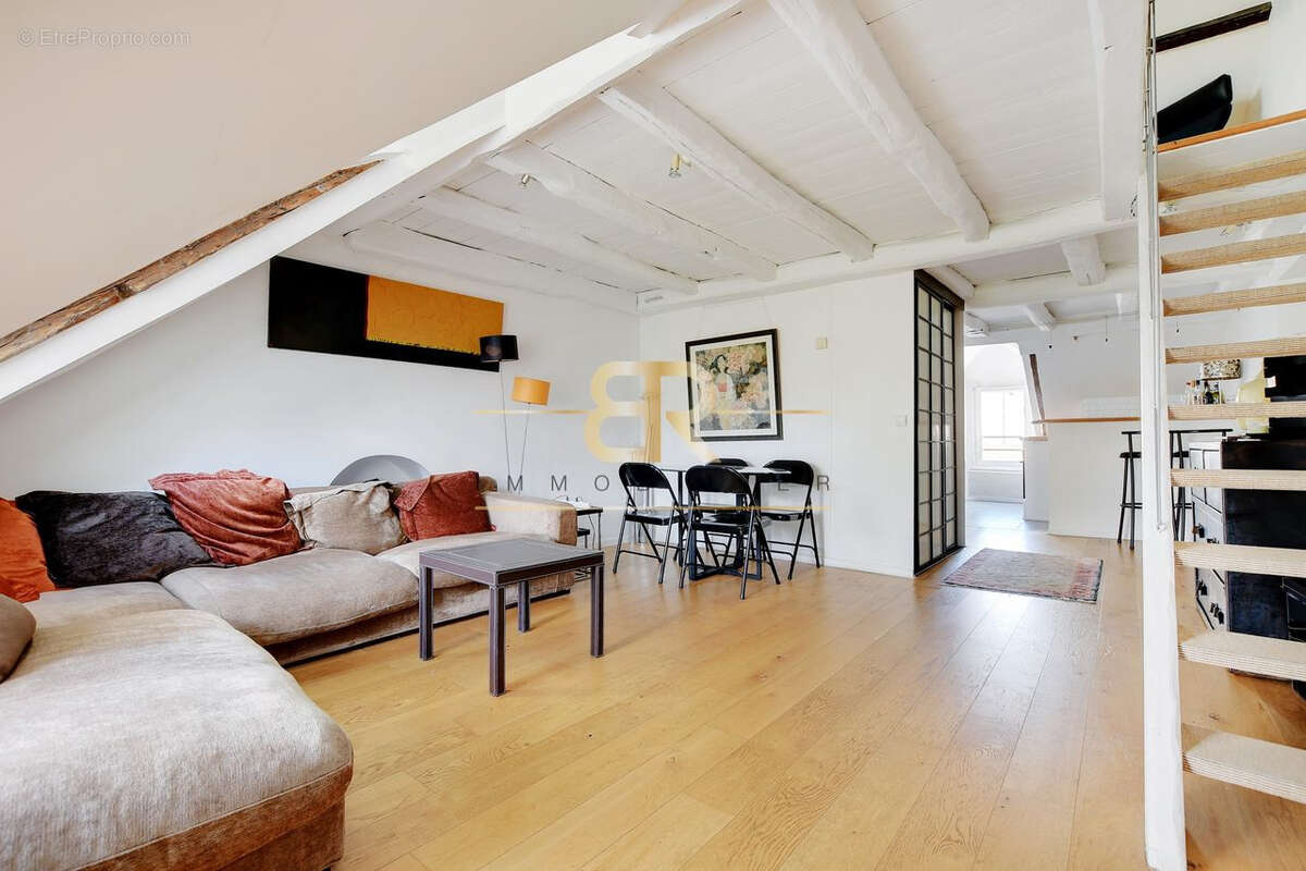 Appartement à PARIS-11E