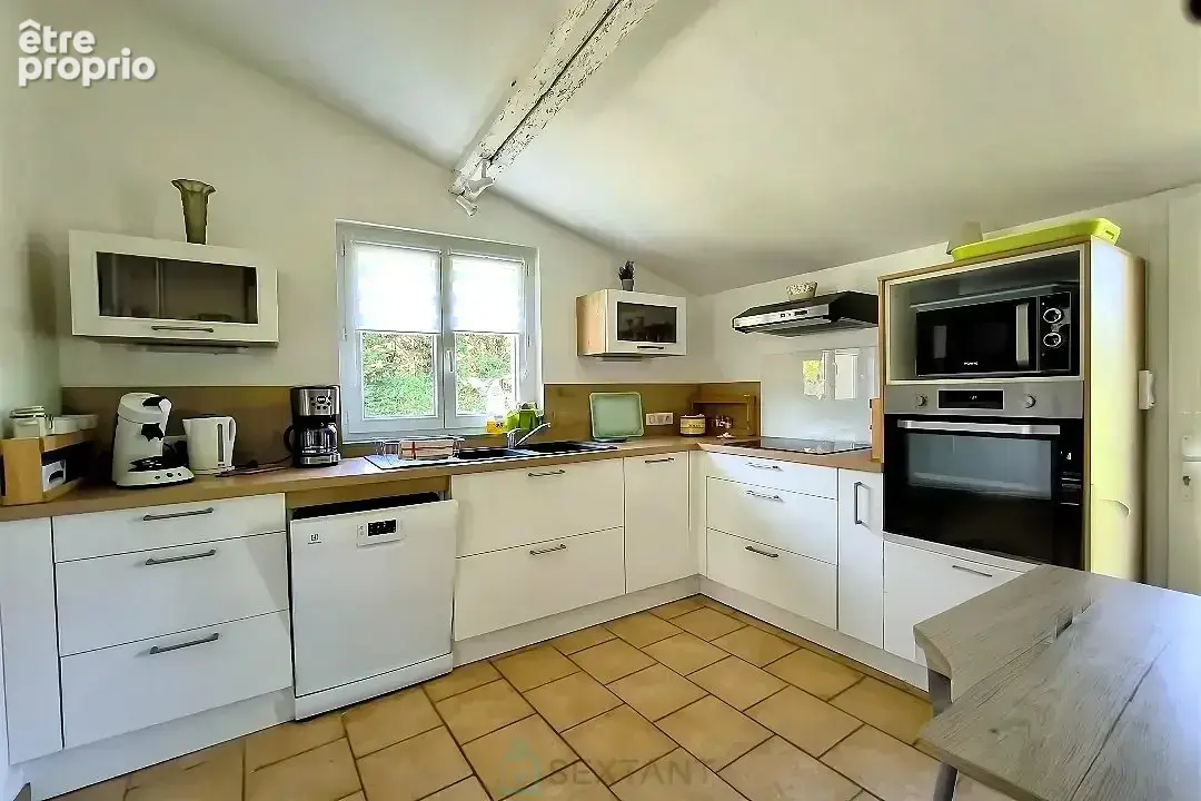 Longere avec piscine sur 1.5 ha clos - photo 19