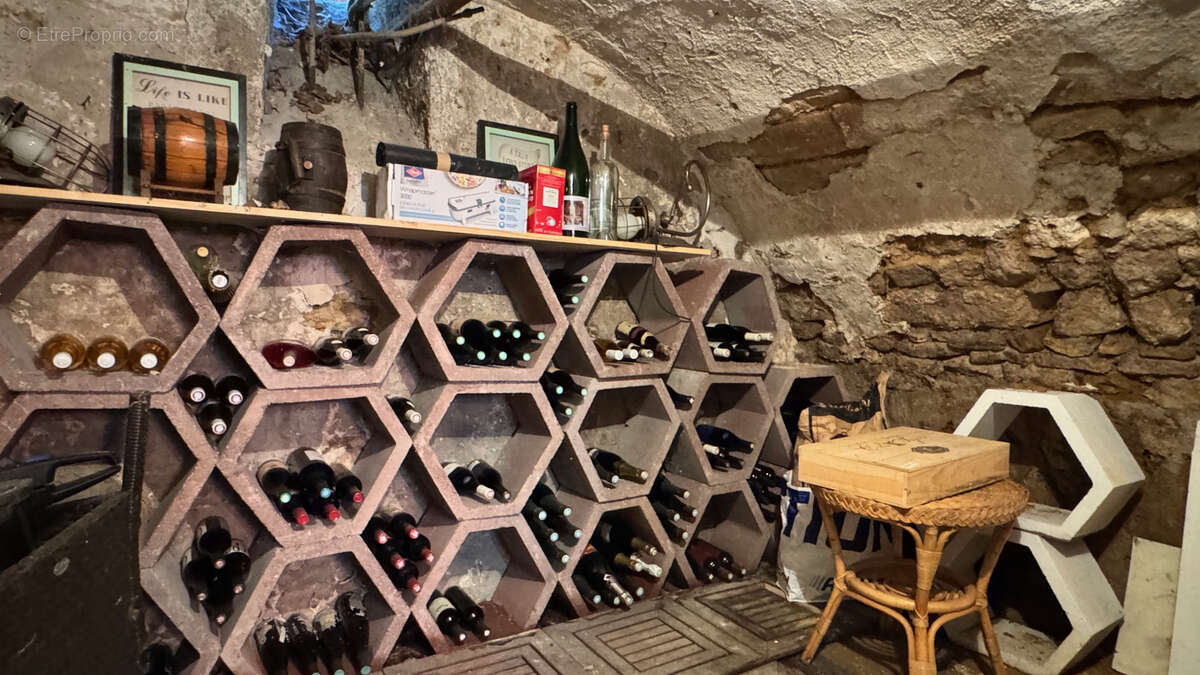 Maison à SAINT-NOM-LA-BRETECHE