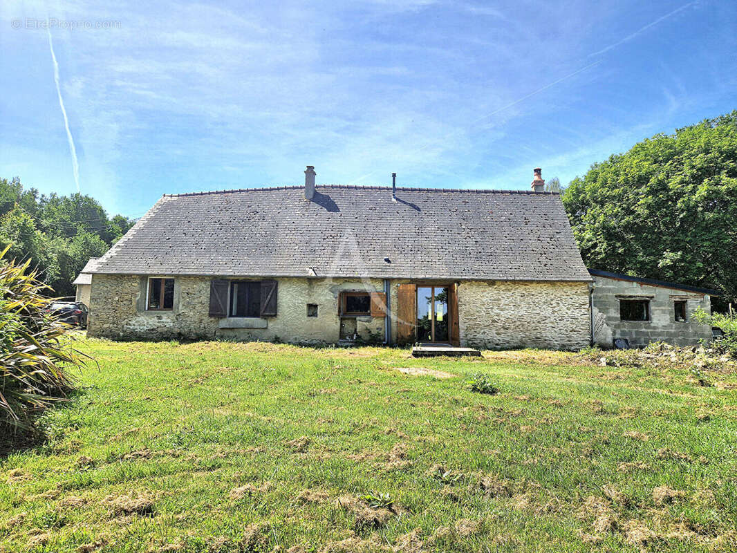 Maison à CONTIGNE