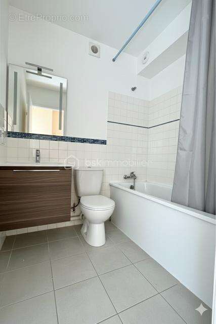 Appartement à LARDY