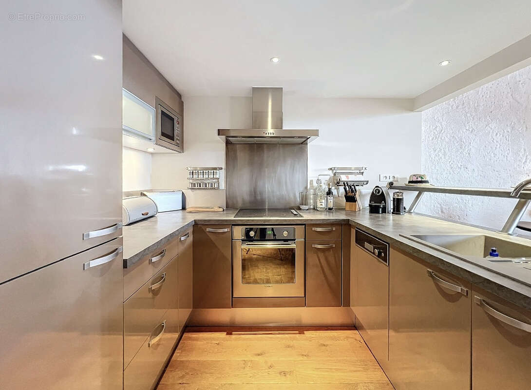 Appartement à VILLEFRANCHE-SUR-MER