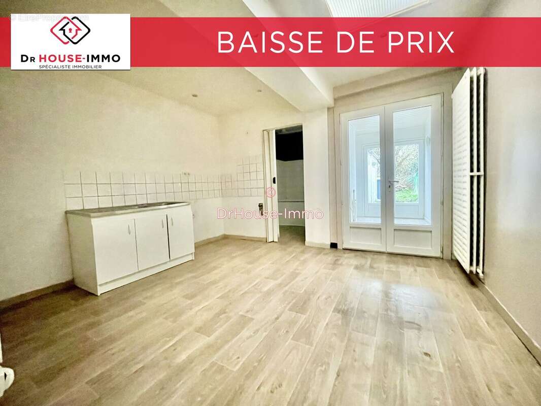 Maison à QUIEVRECHAIN