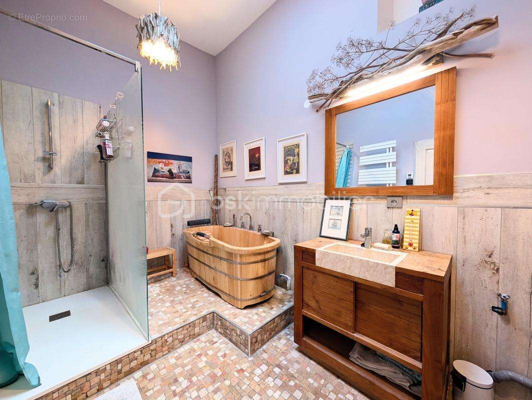 Propriété de prestige de 406 m² avec voûtes d'exception, cour et terrasses - photo 9