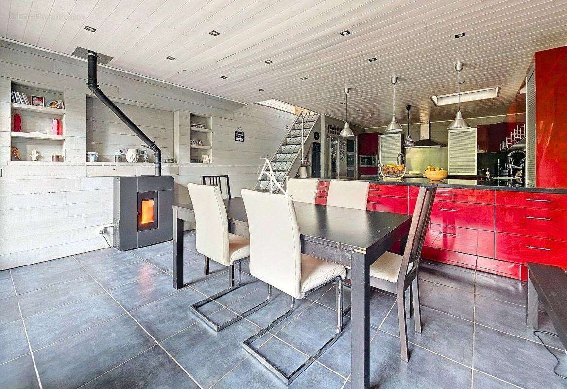 Maison à ROSNY-SOUS-BOIS