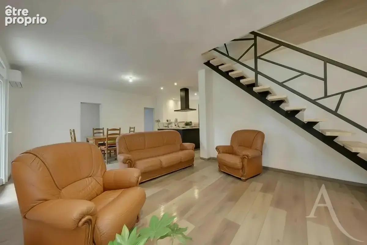 SOUSTONS-PLAGE -Maison de maître rénovée de 176 m² avec grange de 120 m² sur un airial - photo 3