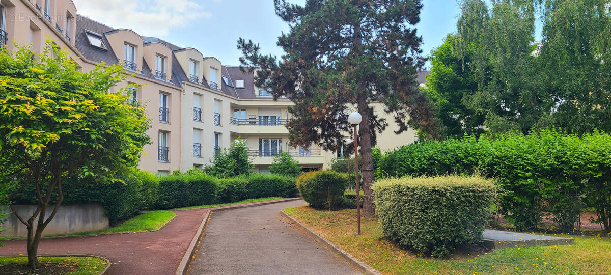 Appartement à THIAIS