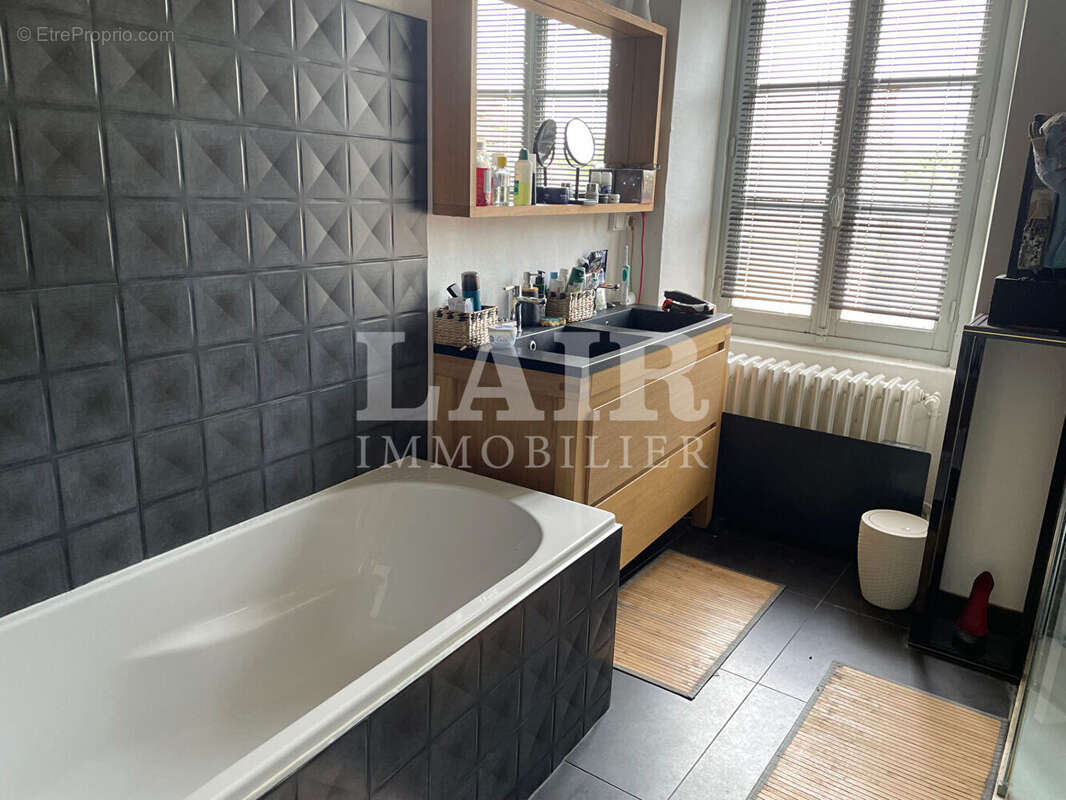 Maison à BEAUMONT-SUR-SARTHE