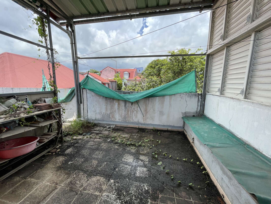 Maison à POINTE-A-PITRE