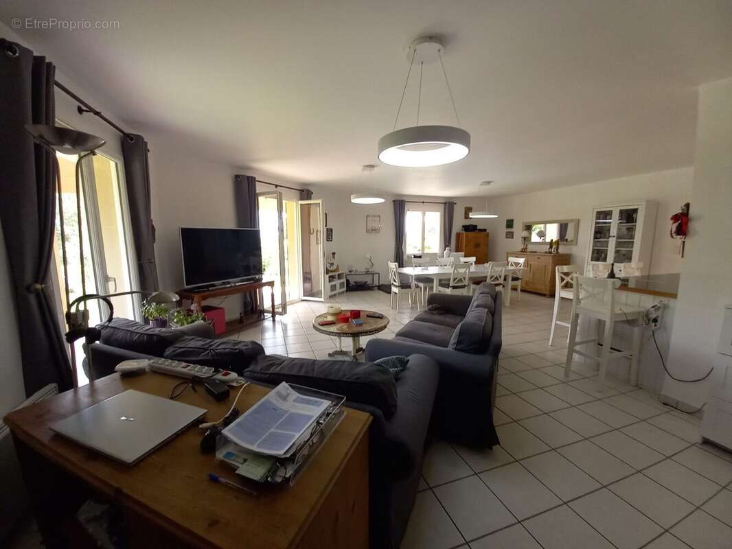 Maison à CASTILLONNES