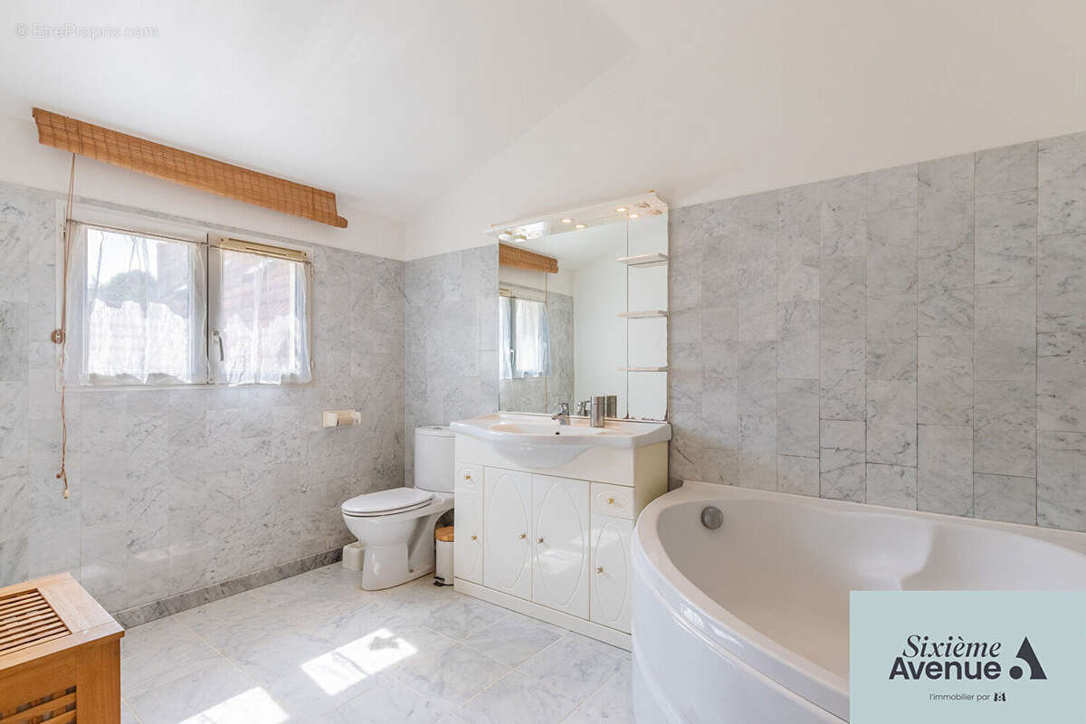 Appartement à EPINAY-SUR-ORGE