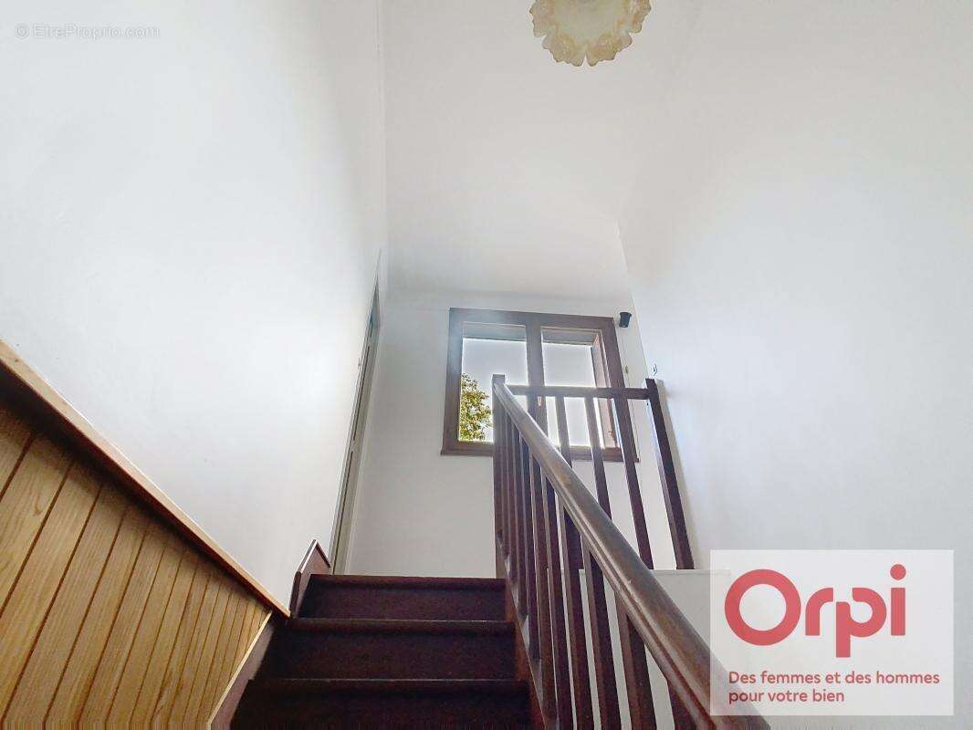 Maison à ISSY-LES-MOULINEAUX