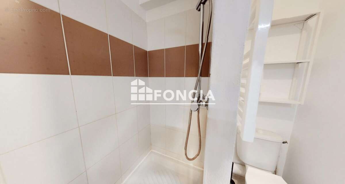 Appartement à MARSEILLE-1E