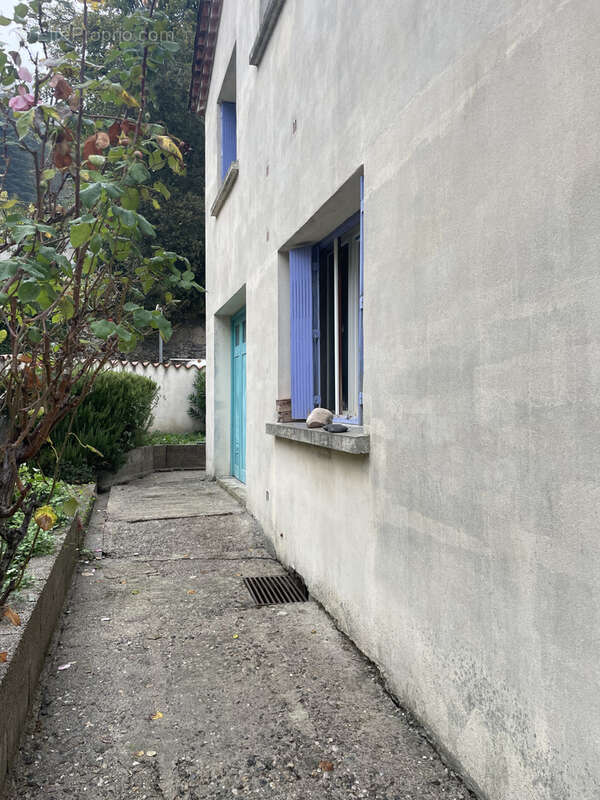 Grande maison avec 6 chambres à rénover - photo 23