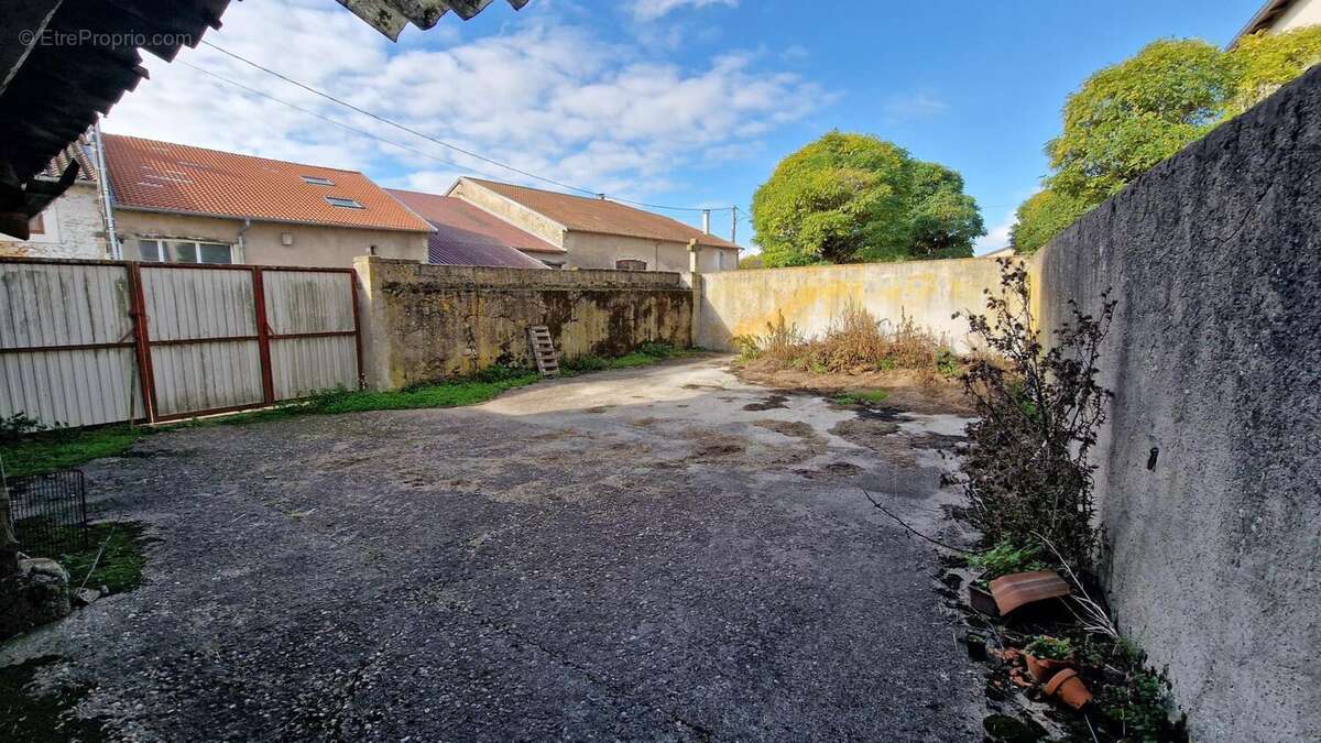 Photo 6 - Maison à GROSROUVRES