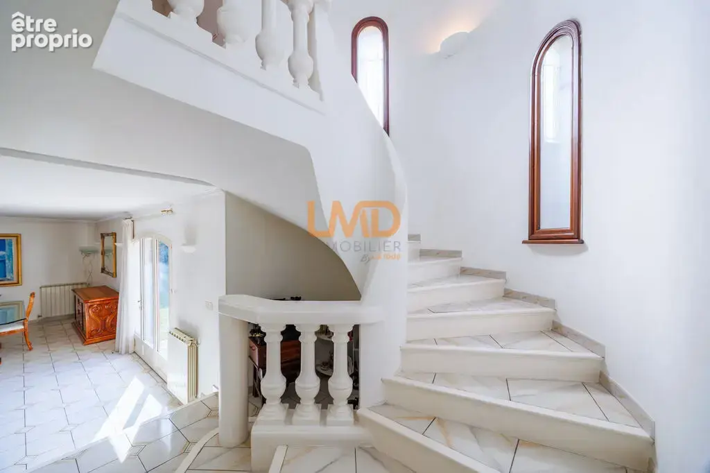 Les Médecins - Maison Familiale -  6/7P - 240M2 + Dépendance - photo 5