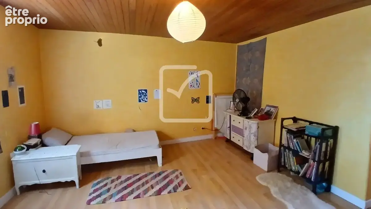 Maison en pierre avec dépendances et jardin - photo 8