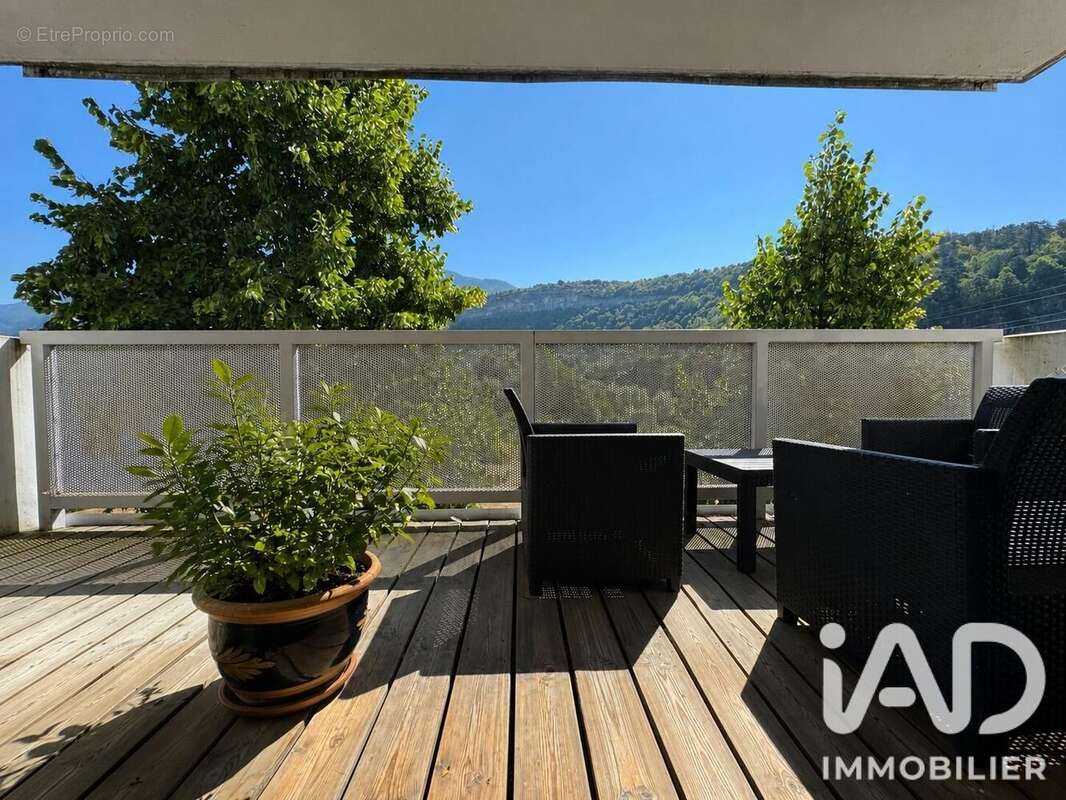 Appartement 80 m² à Chambery  - photo 2