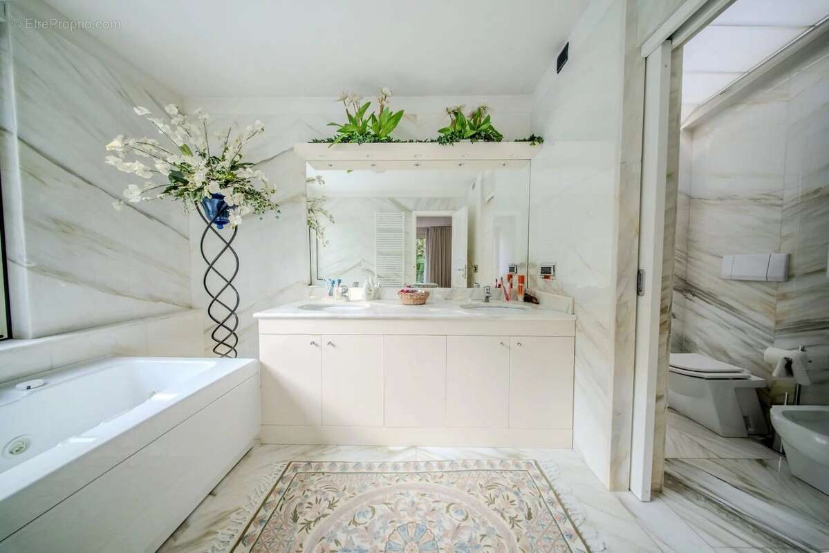 Maison à ROQUEBRUNE-CAP-MARTIN