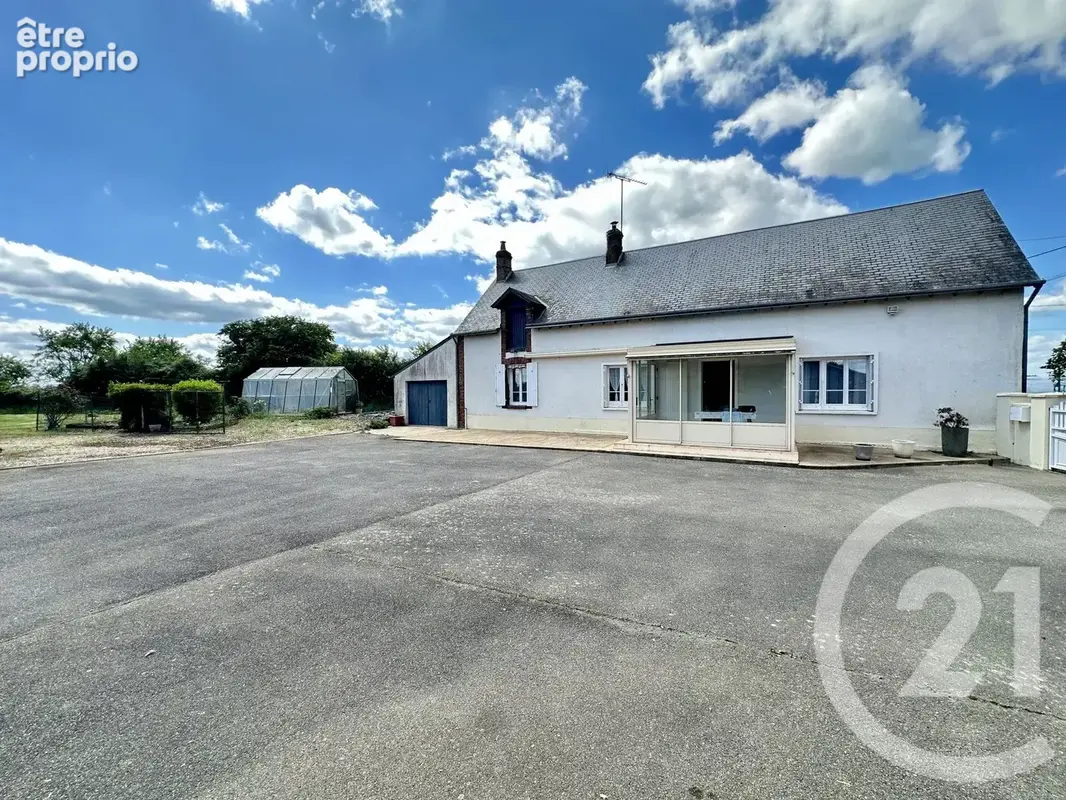 Photo Maison à Yevres au prix de 160 000€