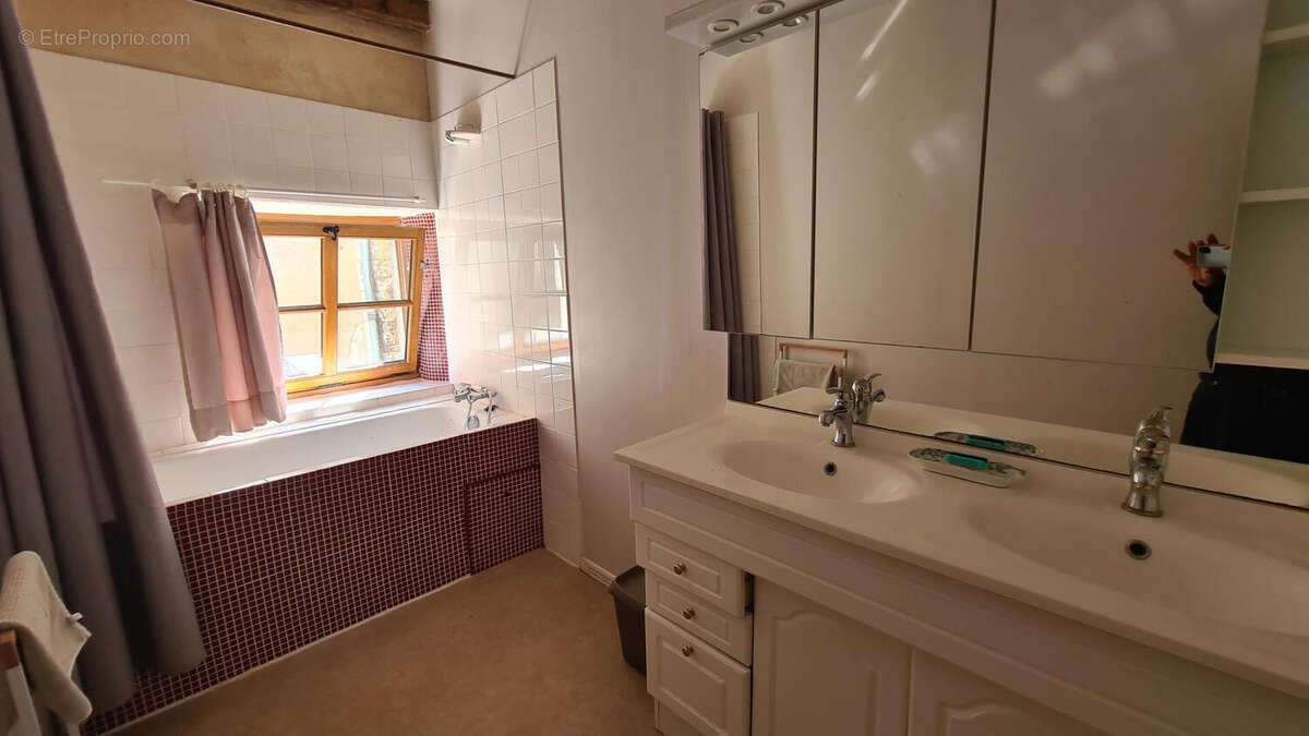 Charente property for sale with pool - Maison à AUBETERRE-SUR-DRONNE