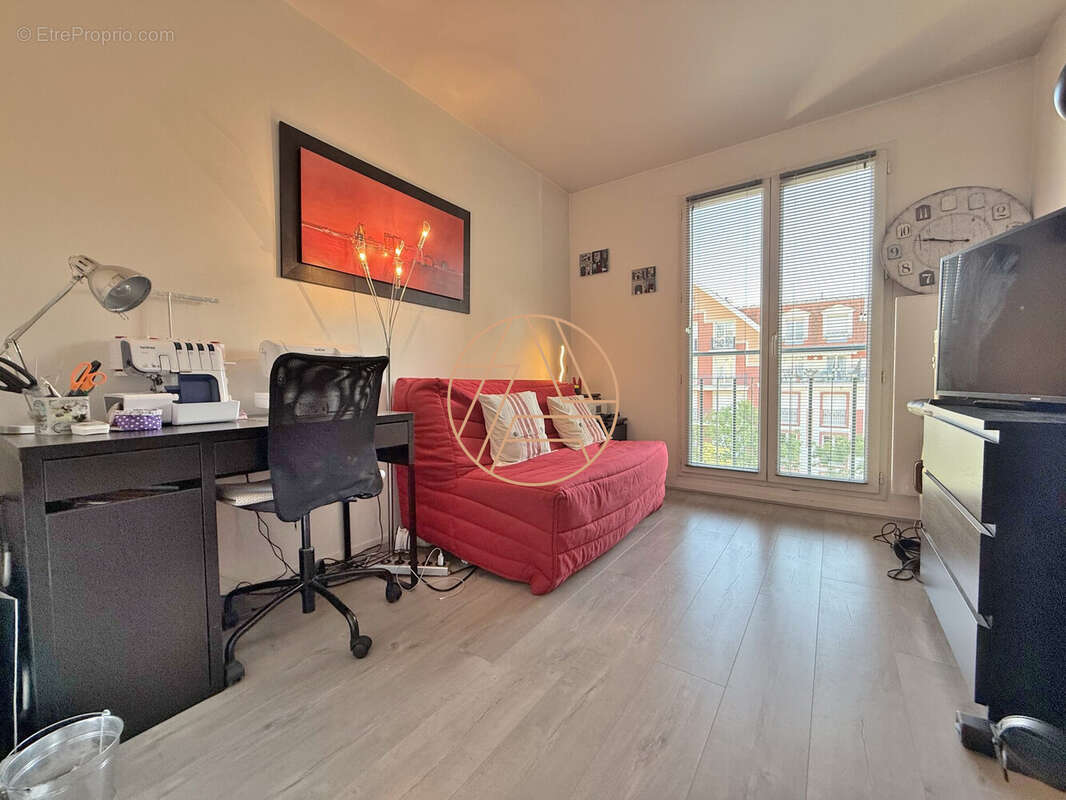 Appartement à SAINT-MAUR-DES-FOSSES