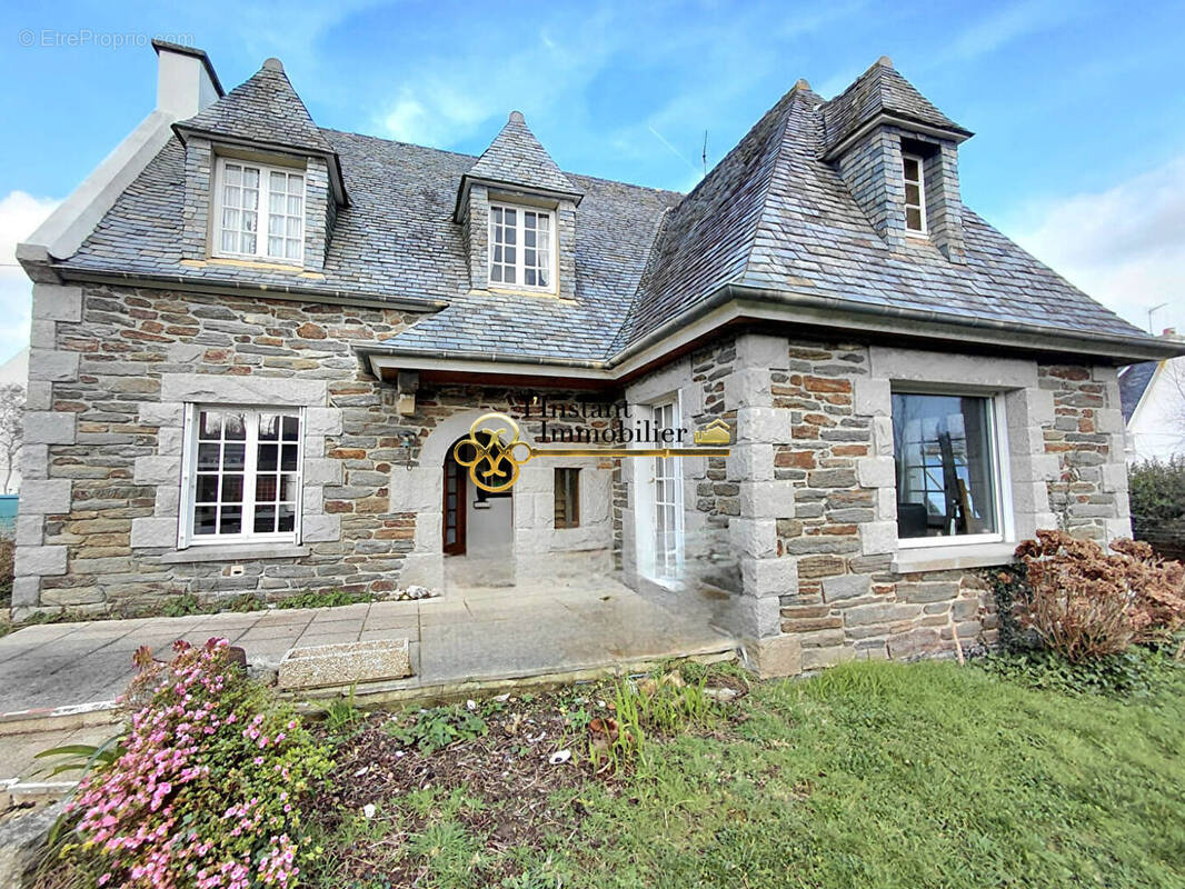 Maison à CARANTEC